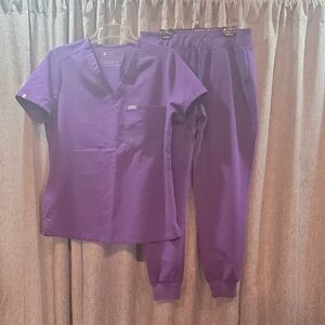 Figs Rich Purple Technical Collection Top